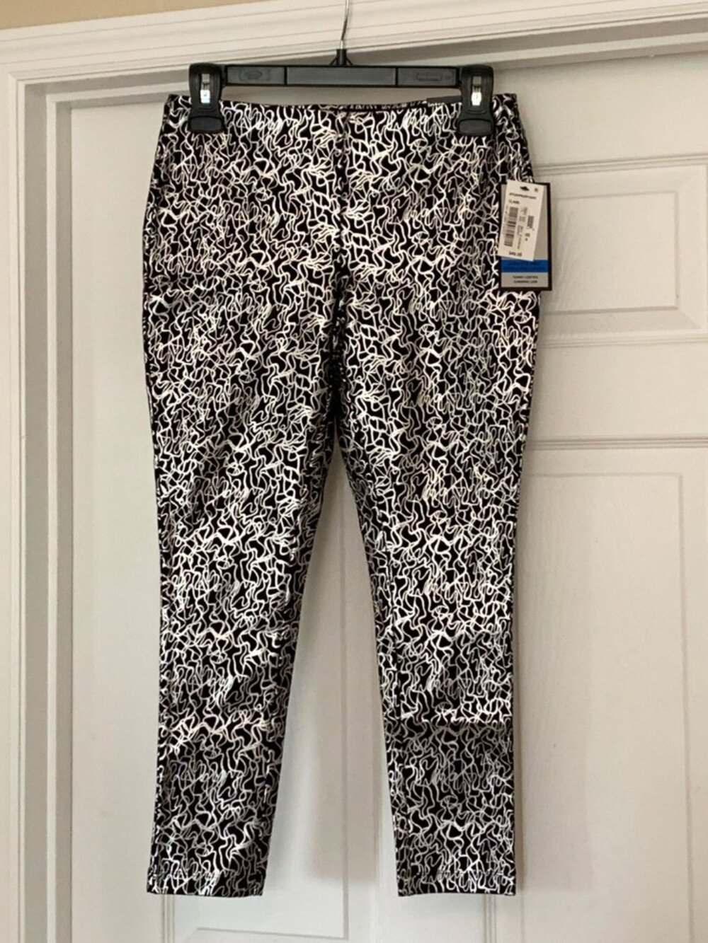 Intro Women's Black and Silver Leggings Size S